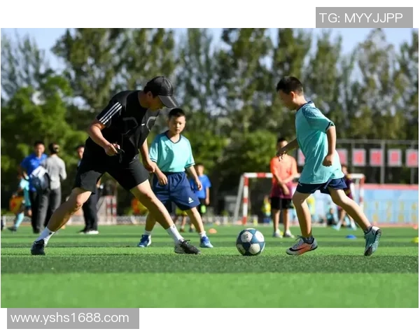 国际体育会与查比高恩斯的精彩对决揭示足球战术与团队合作的魅力 国际体育会与查比高恩斯的精彩对决揭示足球战术与团队合作的魅力